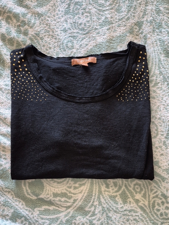 Ellen Tracy Tops - Ellen Tracy Black Short Sleeve Top with Gold Stud Accents